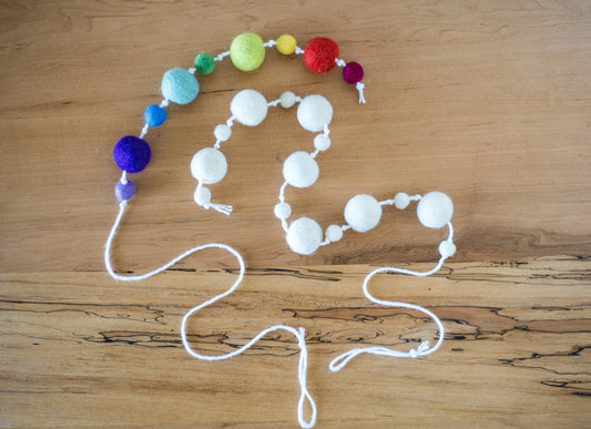 Felt Ball String Cat Toy - Redheadnblue