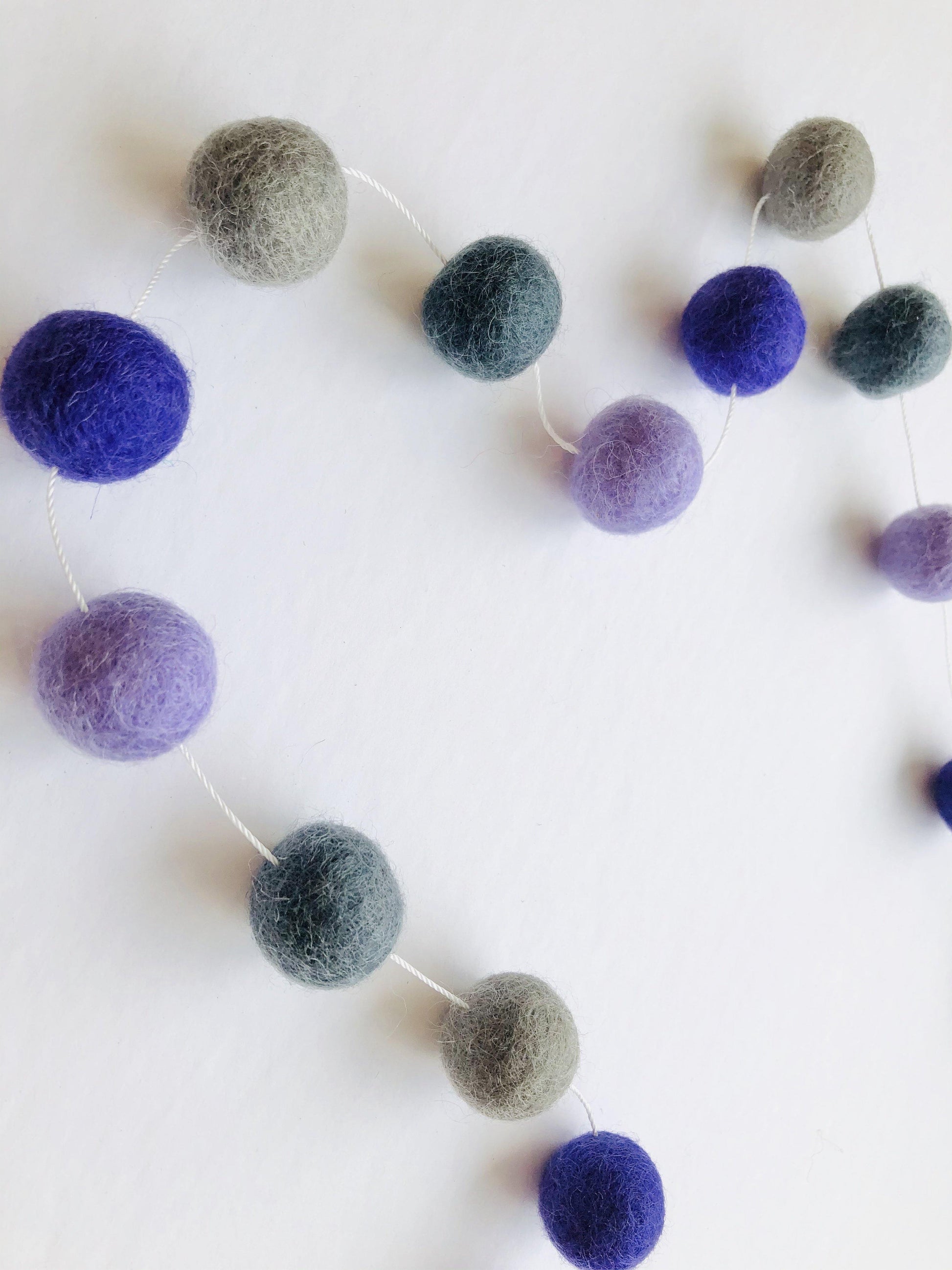 Greys & Purples Garland - Redheadnblue