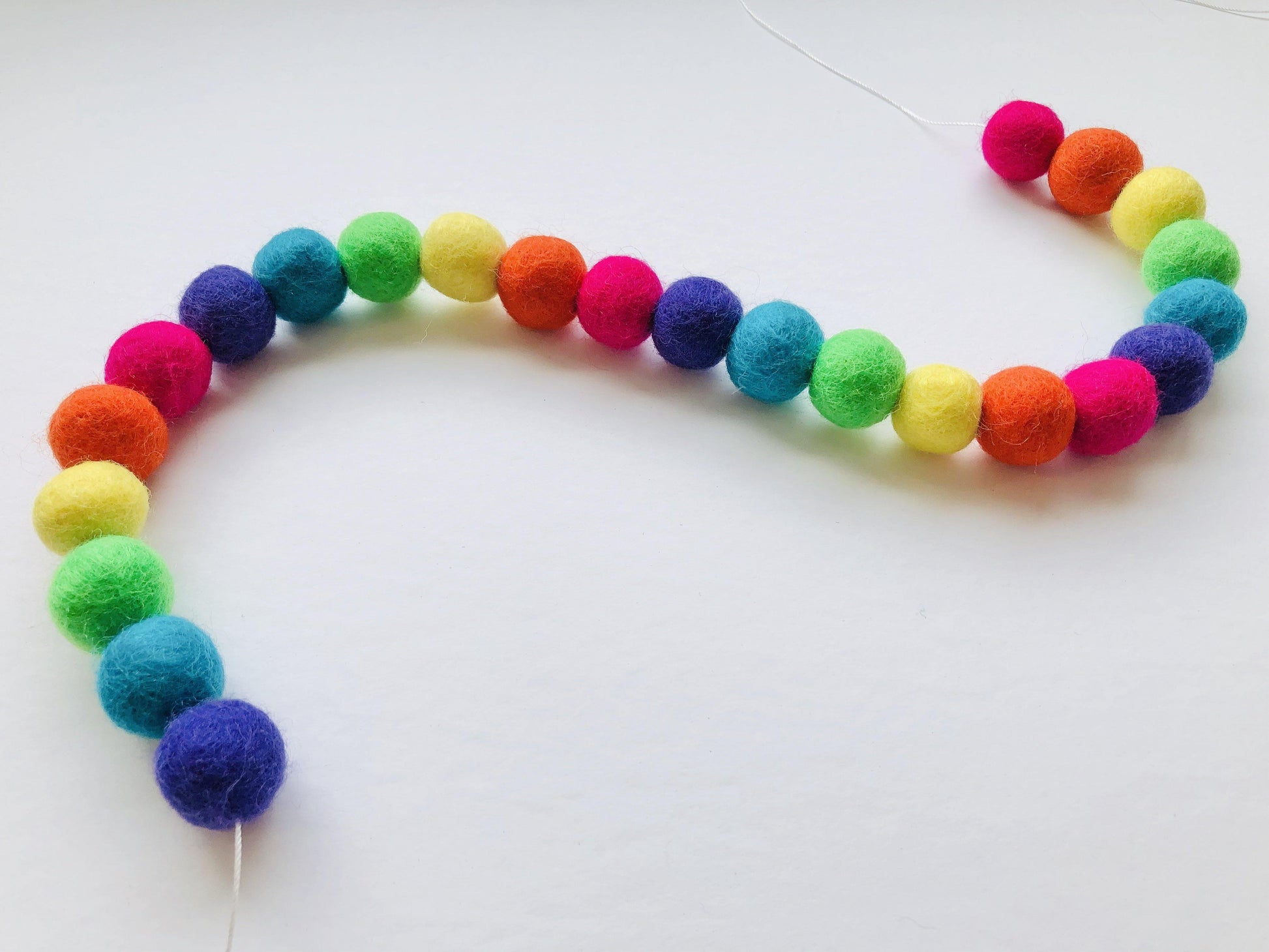 Neon Rainbow Garland - Redheadnblue