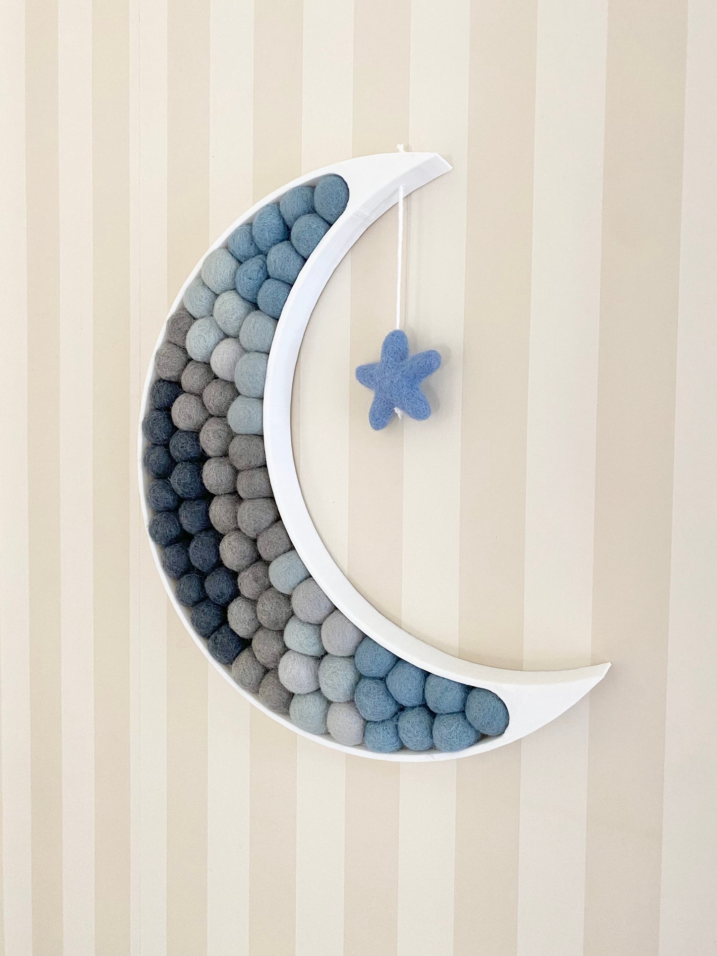 Gray Gradient Felt Ball Crescent Moon with Star