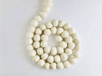 Solid White Garland - Redheadnblue