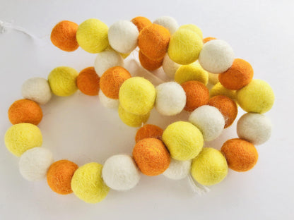 Candy Corn Garland - Redheadnblue