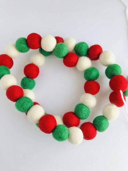 Tri-Christmas Garland - Redheadnblue