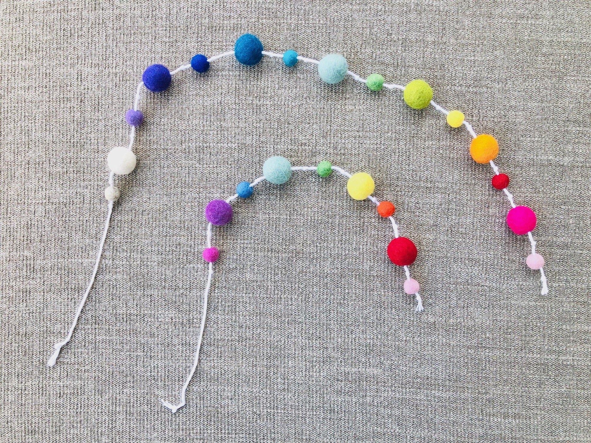 Felt Ball String Cat Toy - Redheadnblue