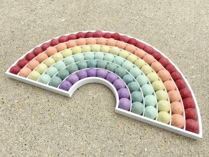 Pastel Felt Ball Rainbow - Redheadnblue
