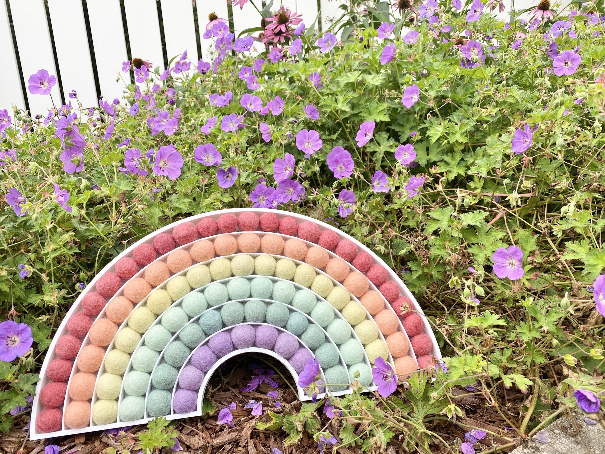 Pastel Felt Ball Rainbow - Redheadnblue