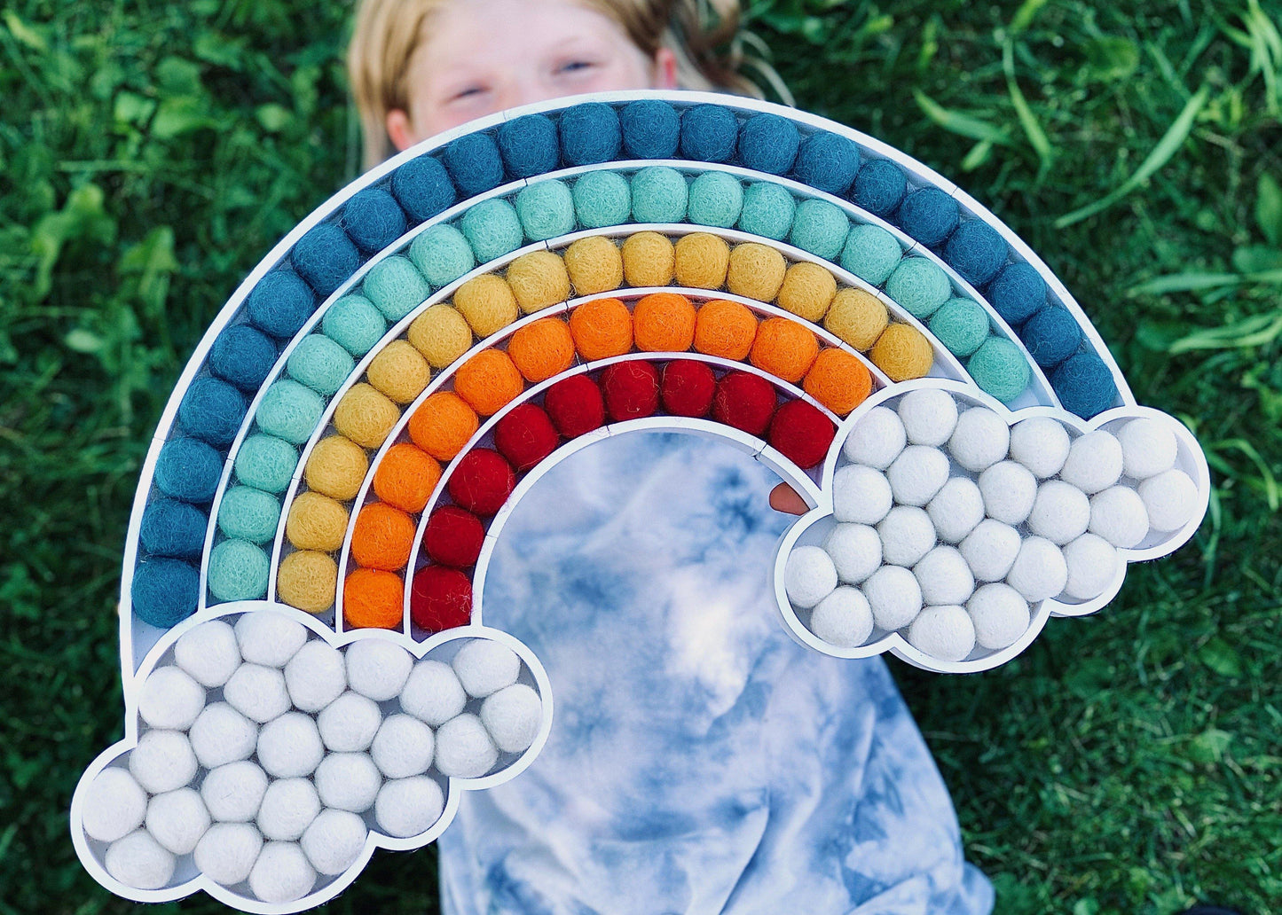 Reverse Felt Ball Cloud Rainbow - Redheadnblue