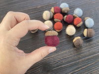 Autumn Wool Acorns - Redheadnblue