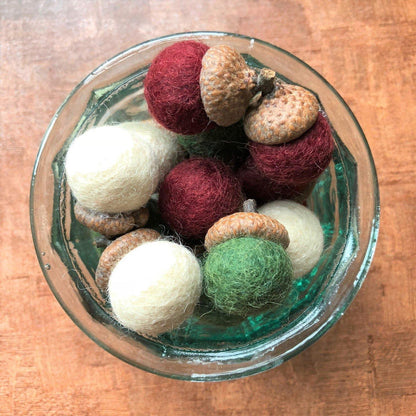 Classy Christmas Wool Acorns - Redheadnblue