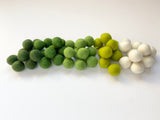 Green Ombre - 2.5 cm Felt Balls