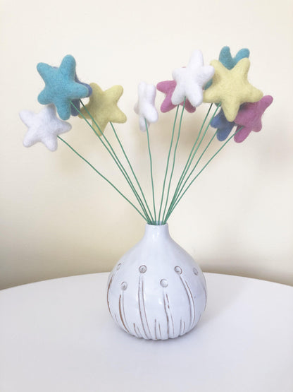 Felted Star Bouquet - Redheadnblue