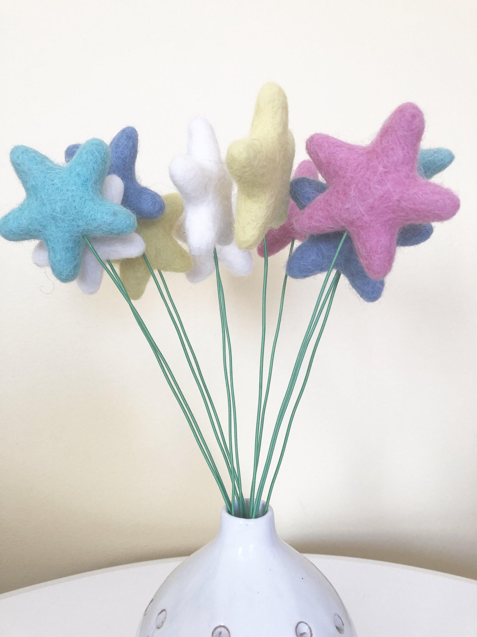 Felted Star Bouquet - Redheadnblue