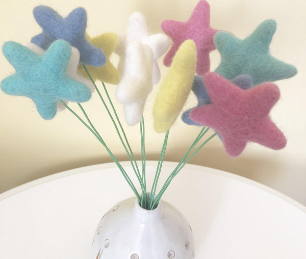 Felted Star Bouquet - Redheadnblue