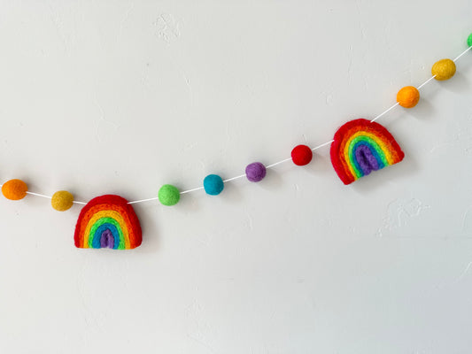 Rainbow w/ Rainbow Garland