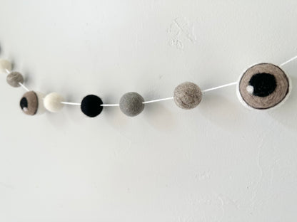 Halloween Eyeball Garland