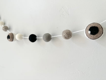 Halloween Eyeball Garland