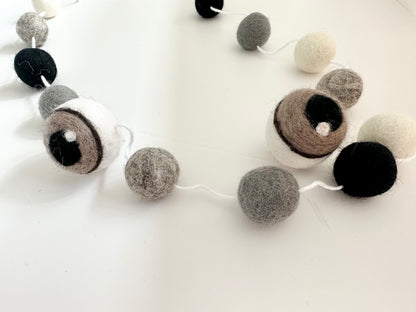 Halloween Eyeball Garland