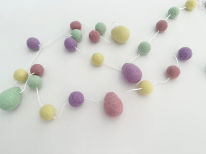 Pastels Easter Egg Garland