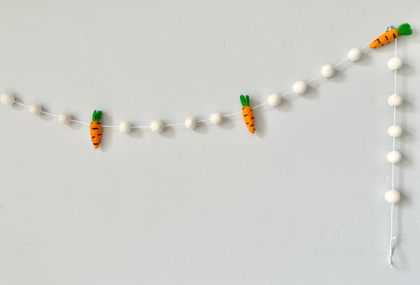 Bunny Tail & Carrot Garland
