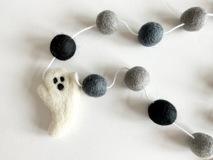 Halloween Ghost Garland