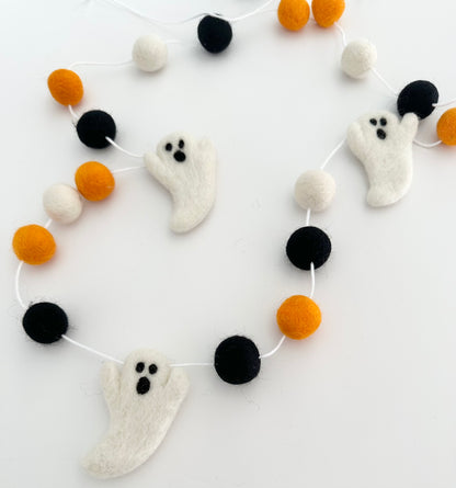 Spooky Ghost Garland