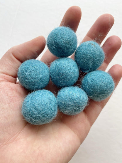Soft Blues & Lavender - 2 cm Felt Pom Pom Balls - Wool Jamboree