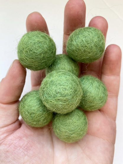 Boys Nursery Room - 2 cm Felt Pom Pom Balls - Wool Jamboree