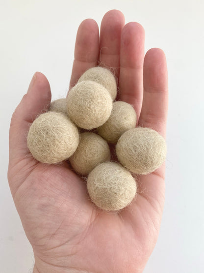 Neutral Mix - 2.5 cm Felt Balls