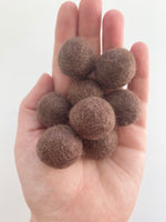 Wintery Sweater Inspired - 2.5 cm Felt Balls