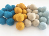 Beachy Vibes - 2 cm Felt Pom Pom Balls - Wool Jamboree