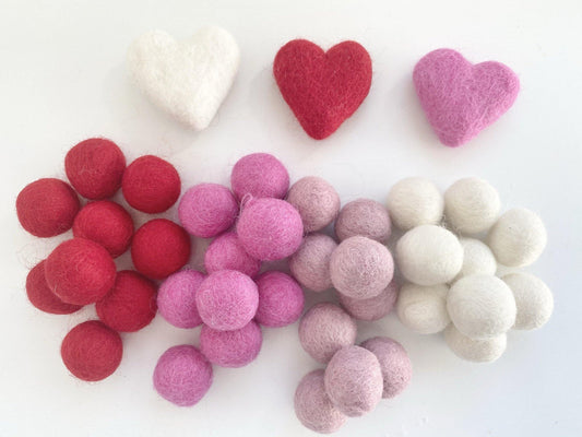 Valentines Ombre - 2 cm Felt Pom Pom Balls - Wool Jamboree