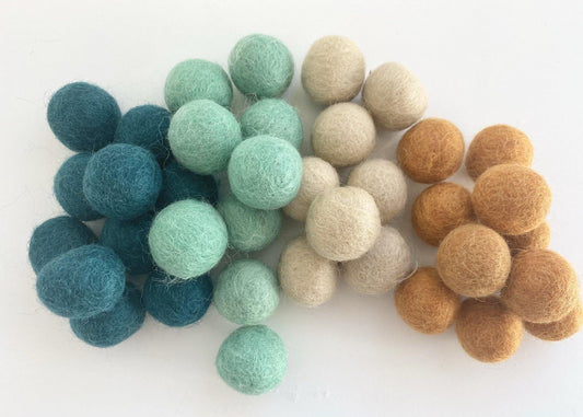 Sedona - 2 cm Felt Pom Pom Balls - Wool Jamboree