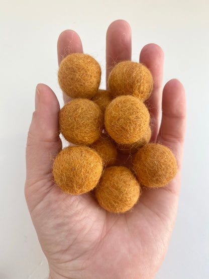 Autumn Harvest - 2.5 cm Felt Balls