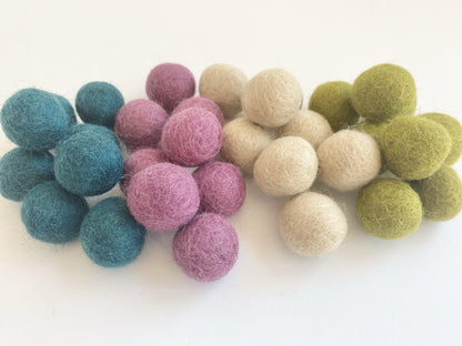 Peacock & Orchid - 2 cm Felt Pom Pom Balls - Wool Jamboree