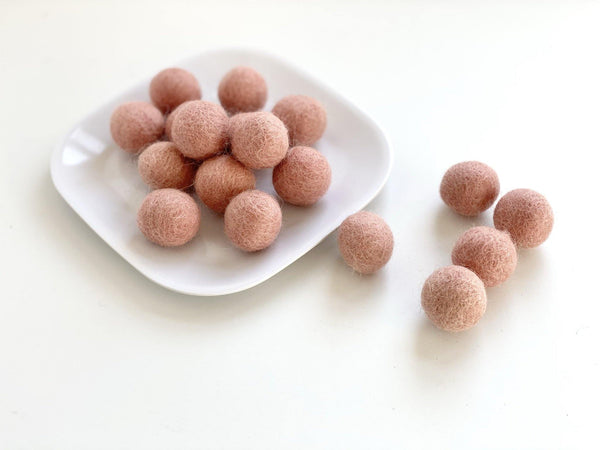 Salmon Pink - 2 cm Felt Pom Pom Balls - Wool Jamboree