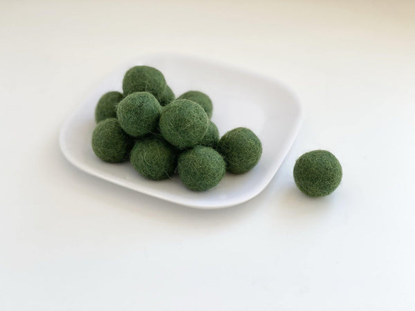 Dark Green - 2 cm Felt Pom Pom Balls - Wool Jamboree