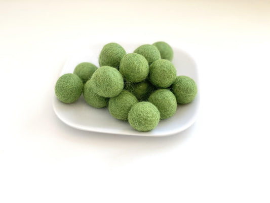 Grass Green - 2 cm Felt Pom Pom Balls - Wool Jamboree