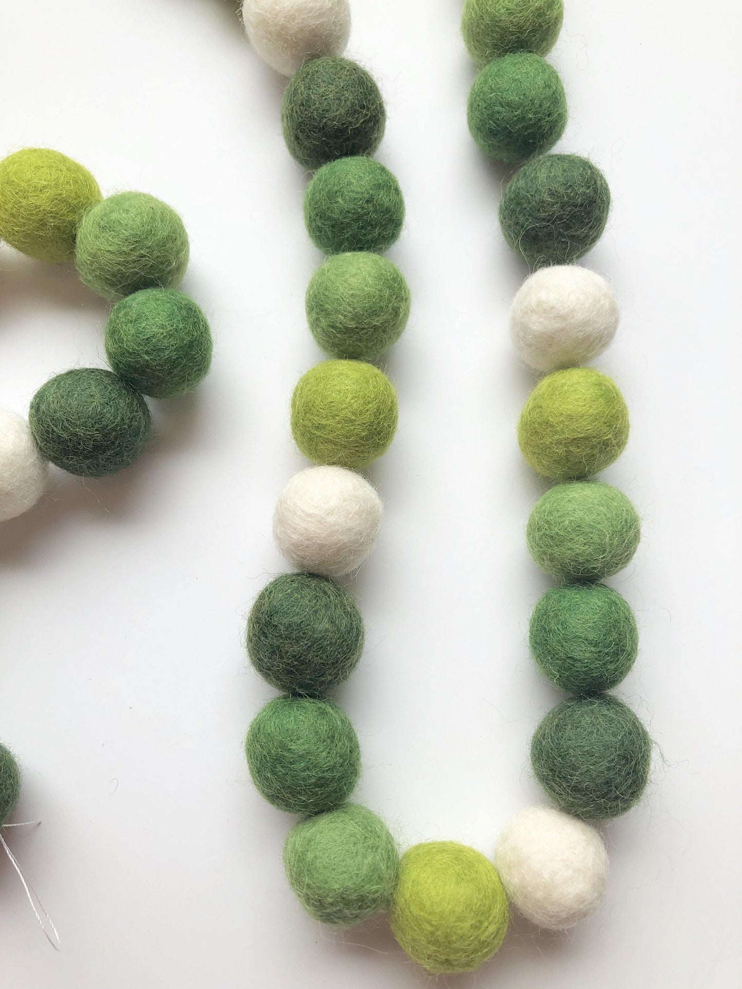 Green Ombre Garland - Redheadnblue