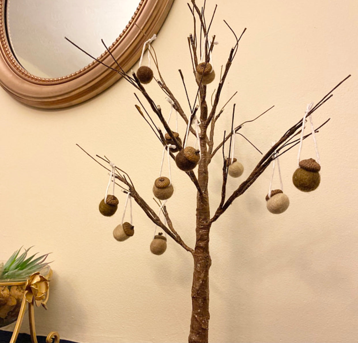 Shades of Brown Wool Acorns