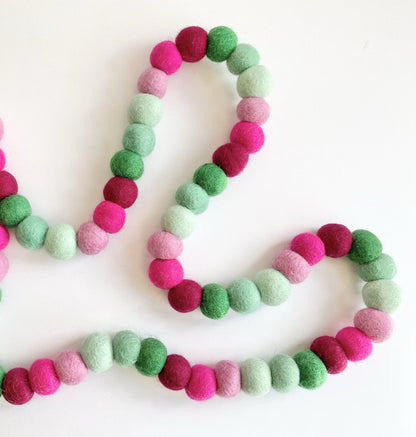 Emerald to Raspberry Gradient Garland