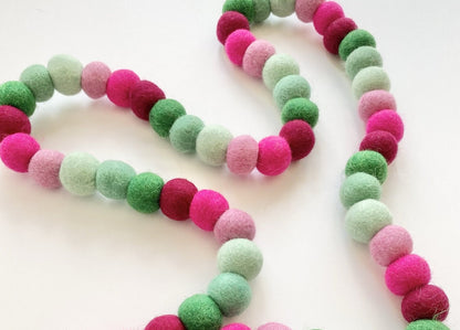 Emerald to Raspberry Gradient Garland