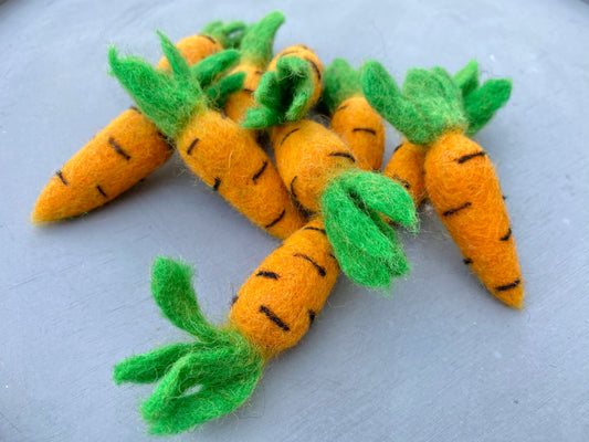 Felted Carrots