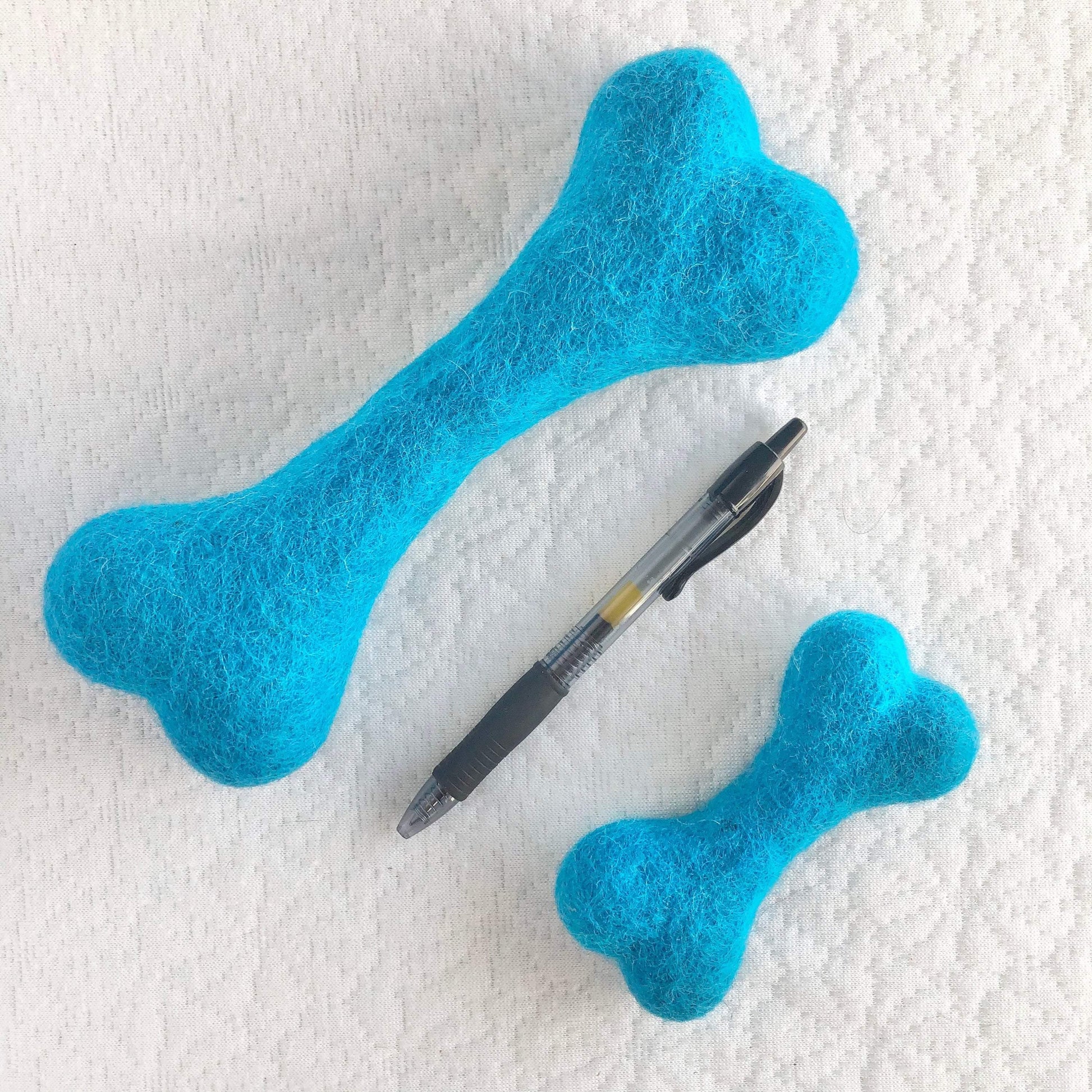 Small Solid Wool Dog Bones - Redheadnblue