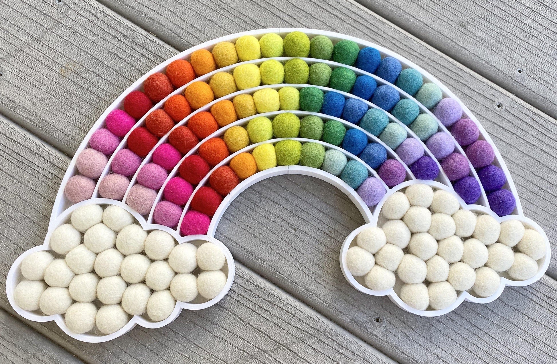 Ombre Felt Ball Cloud Rainbow - Redheadnblue