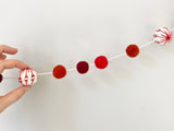 White Snowflake Ball Garland