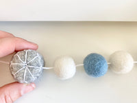 Gray Snowflake Ball Garland