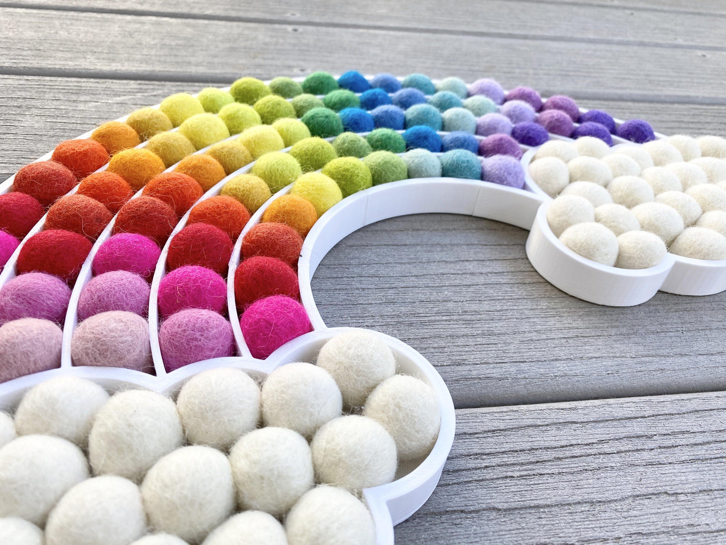 Ombre Felt Ball Cloud Rainbow - Redheadnblue