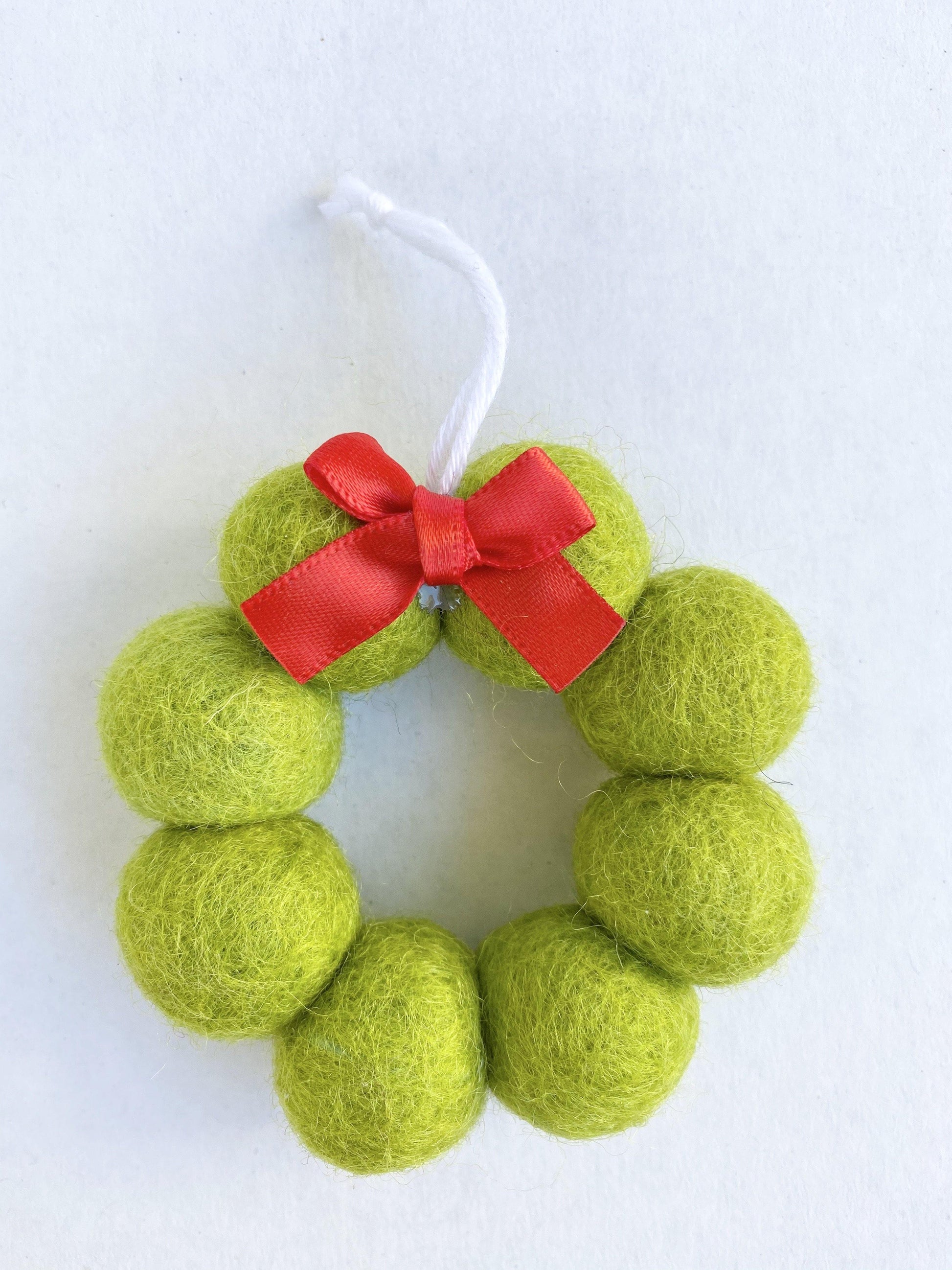 Wreath Ornament - Red Bow - Redheadnblue