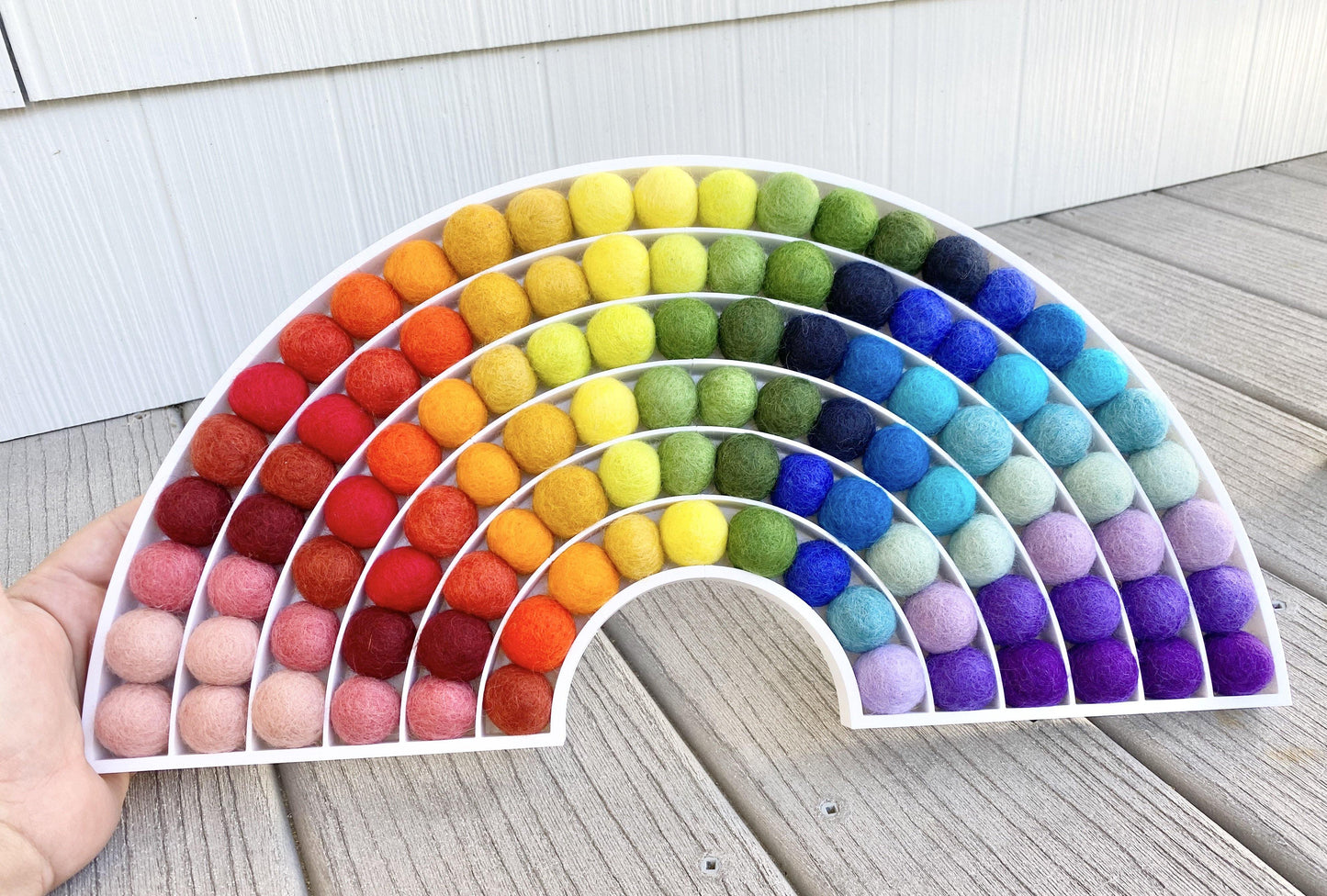Ombre Rainbow Felt Ball Rainbow - Redheadnblue