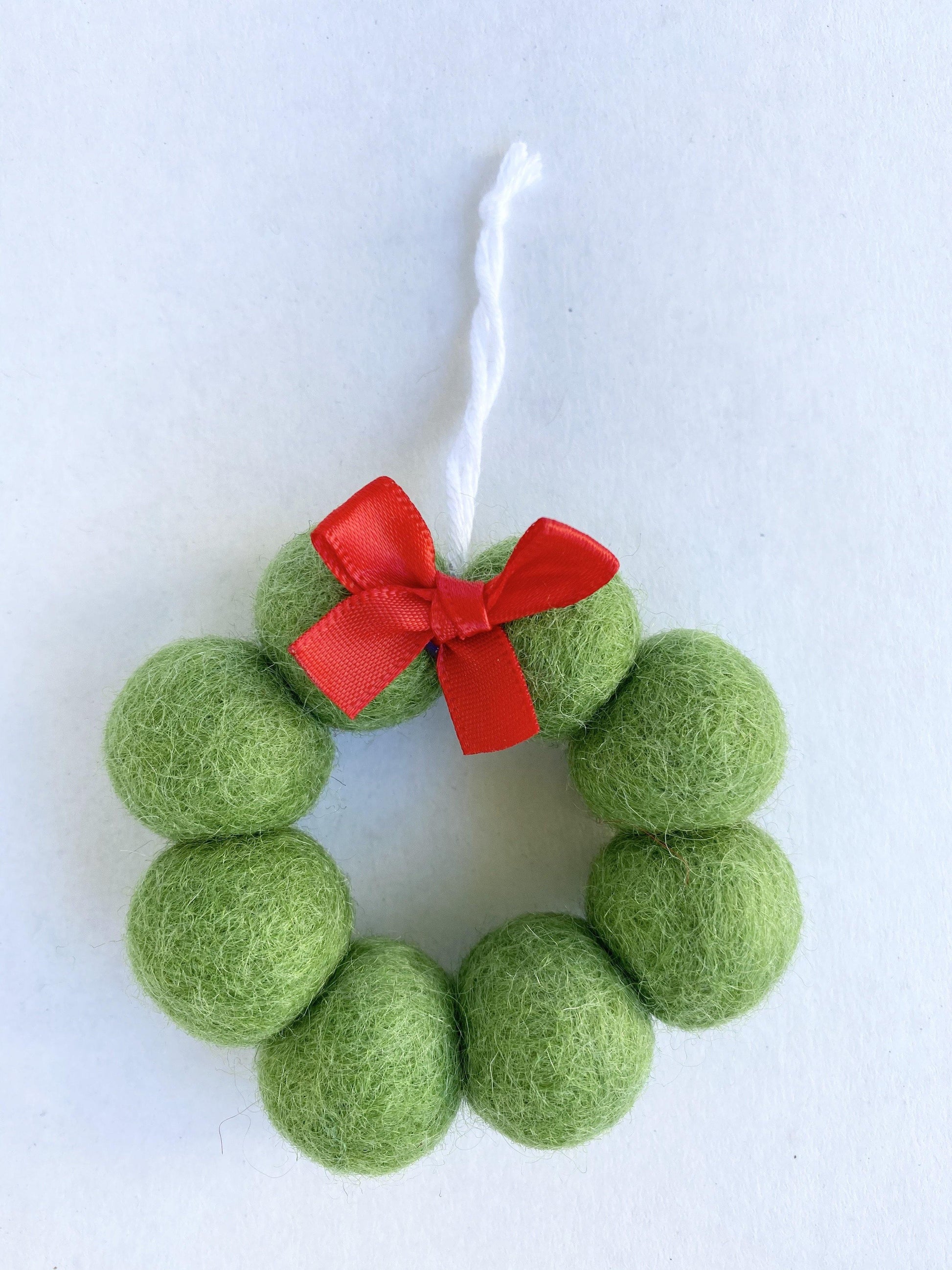 Wreath Ornament - Red Bow - Redheadnblue